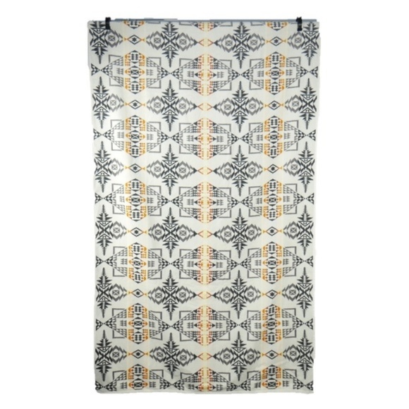 Set of 4 Pendleton Oversized Beach Spa Bath Towels - Picture 5 of 9